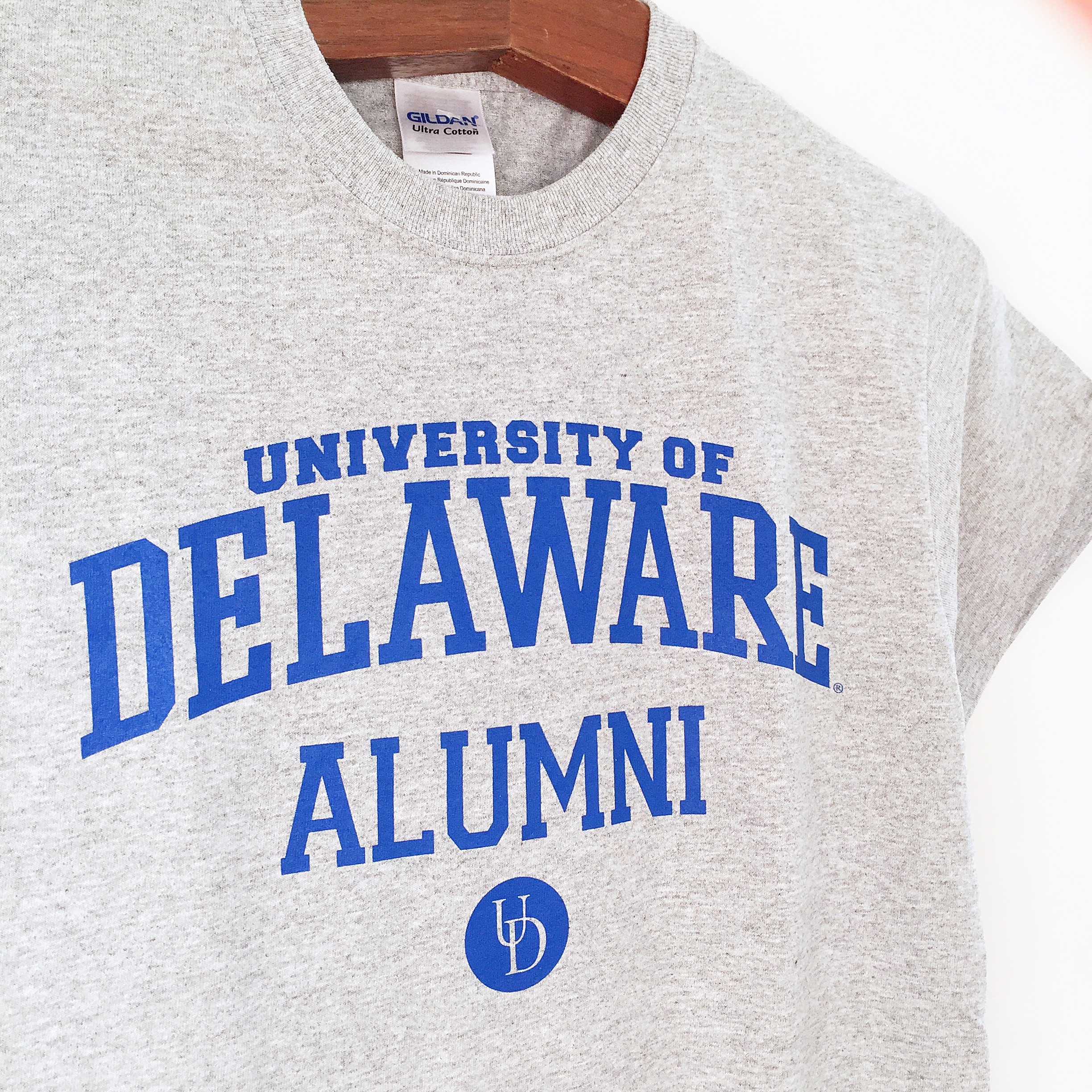 University of Delaware Alumni T-shirt – Oxford – National 5 and 10