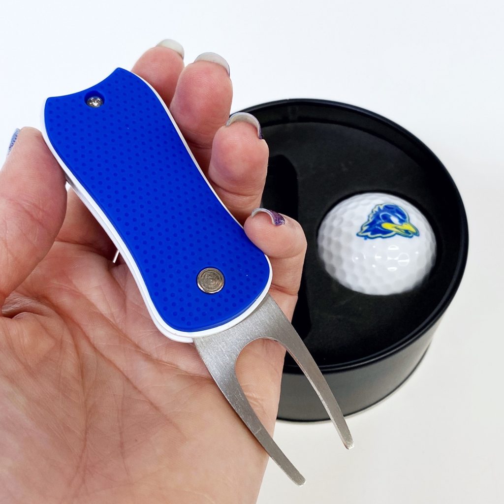 University of Delaware Switchblade Divot Tool + Golf Ball Gift Set