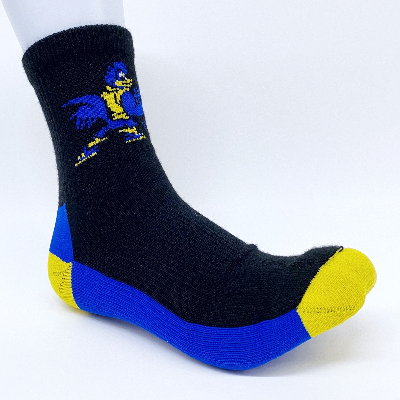 University of Delaware TCK Comfort Quarter Socks – Black – National 5 and 10